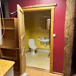 莱普韦格酒店 *